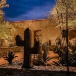North Star Outdoor Lighting in Scottsdale Arizona showing front yard desert lighting